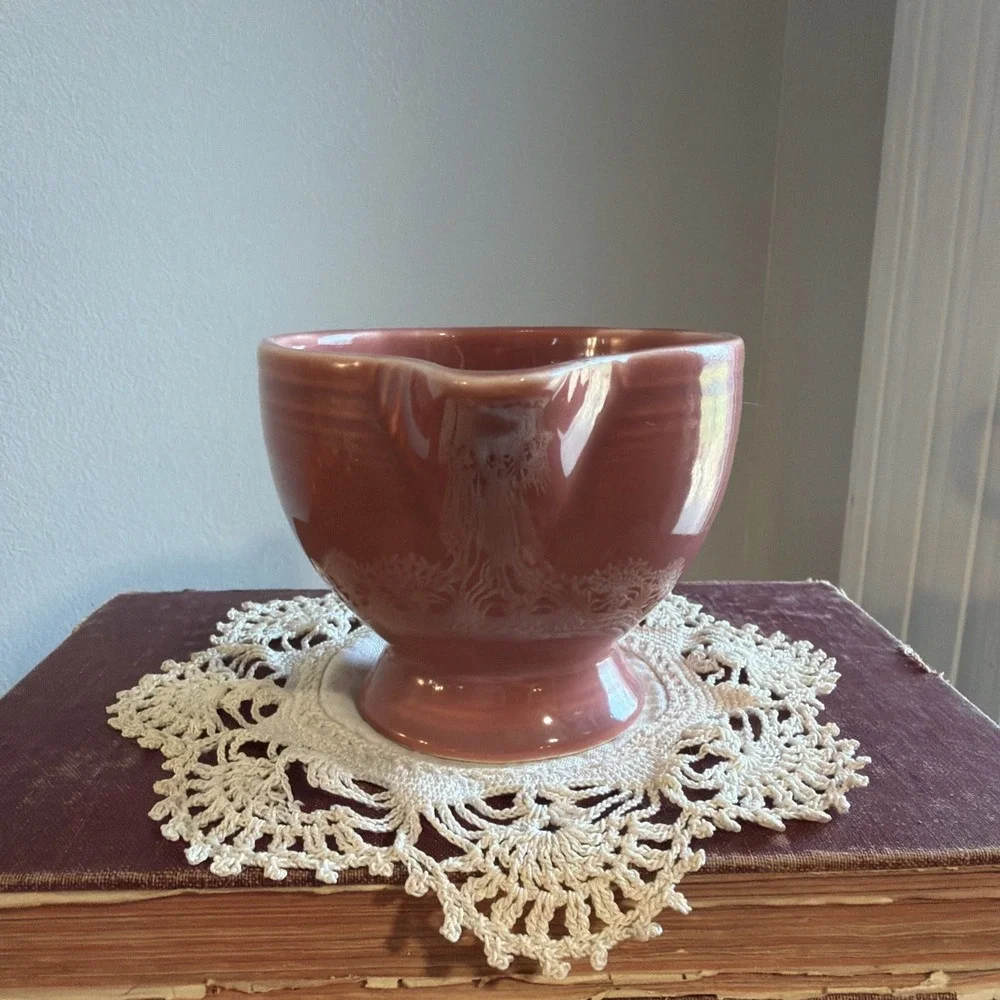 Vintage FIESTA ROSE   FOOTED CREAMER